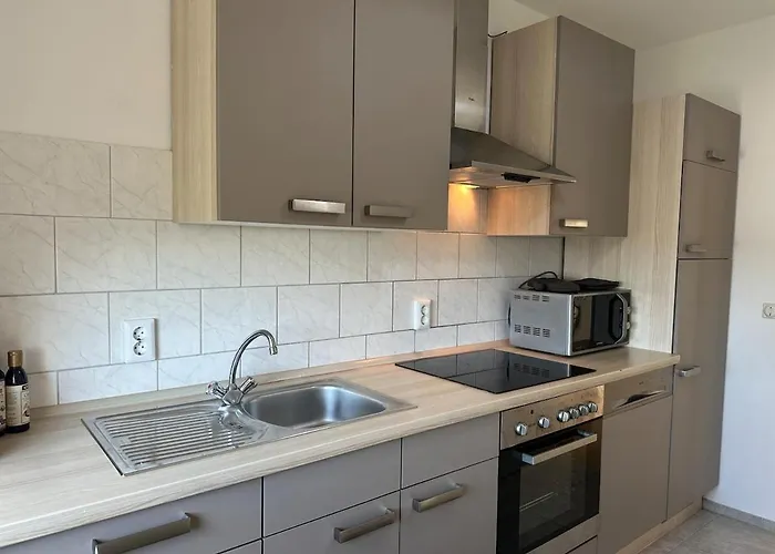 Skyline Loft Im Neukoellner Kiez - 90Qm